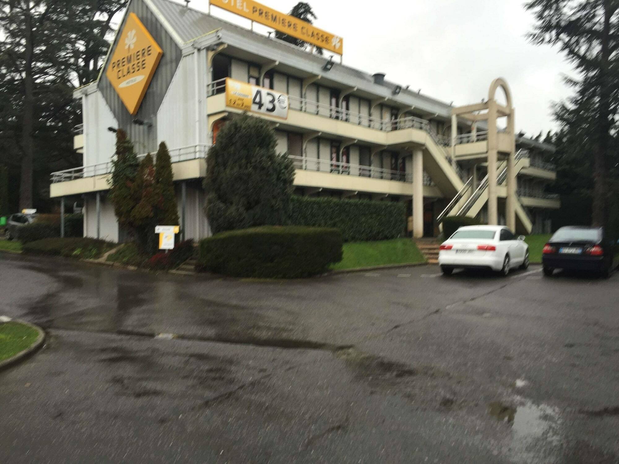 וילאר Premiere Classe St Etienne Nord Villars מראה חיצוני תמונה